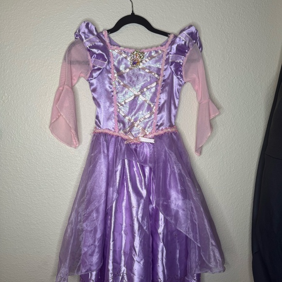 Disneys Rapunzel Costume, Size S (4-6X) - Picture 1 of 4
